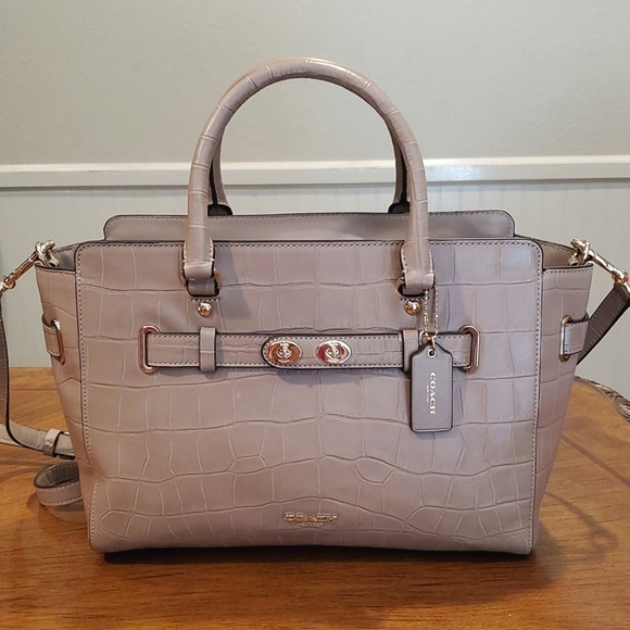 NWOT Coach large croc embossed Blake Carryall bag Taupe - Picture 1 of 14